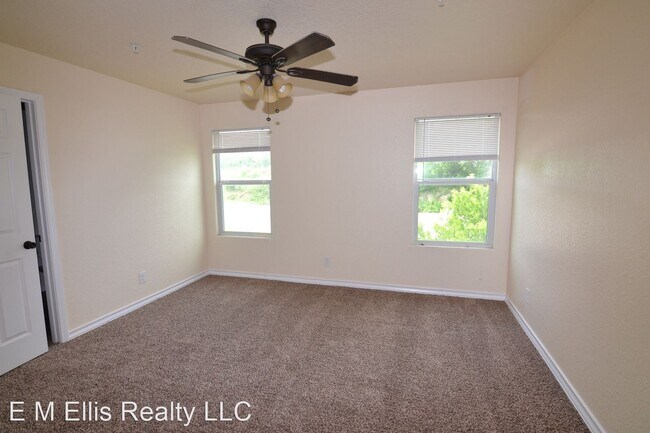 Building Photo - 3 br, 2 bath House - 6411 Aspen Hill