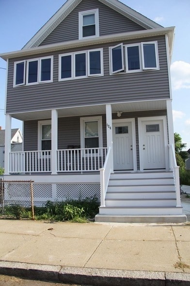 Building Photo - 124 Emerald St