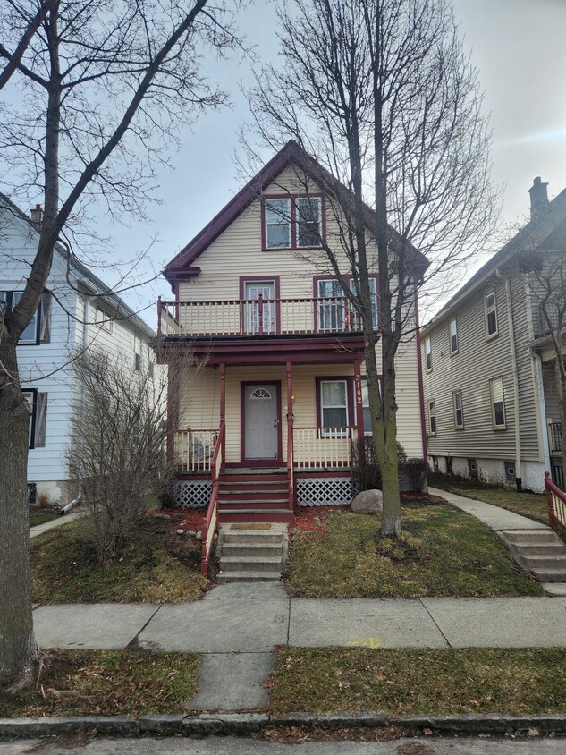 Primary Photo - 3142 N Pierce St