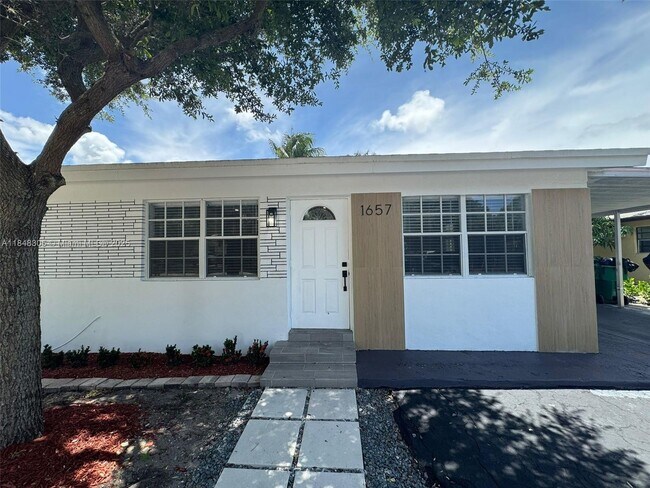 Foto del edificio - 1657 SW 44th Ave
