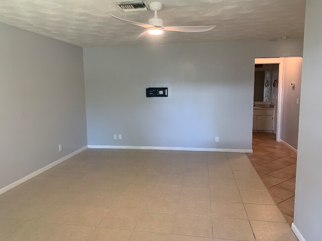 Foto del edificio - 860 NW 10th Terrace