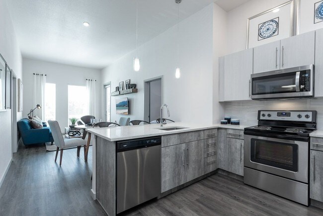 Apartamentos Oak Street Station — foto de la comunidad - Oak Street Station