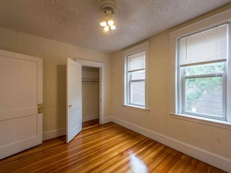 Foto del edificio - 434 Cambridge St