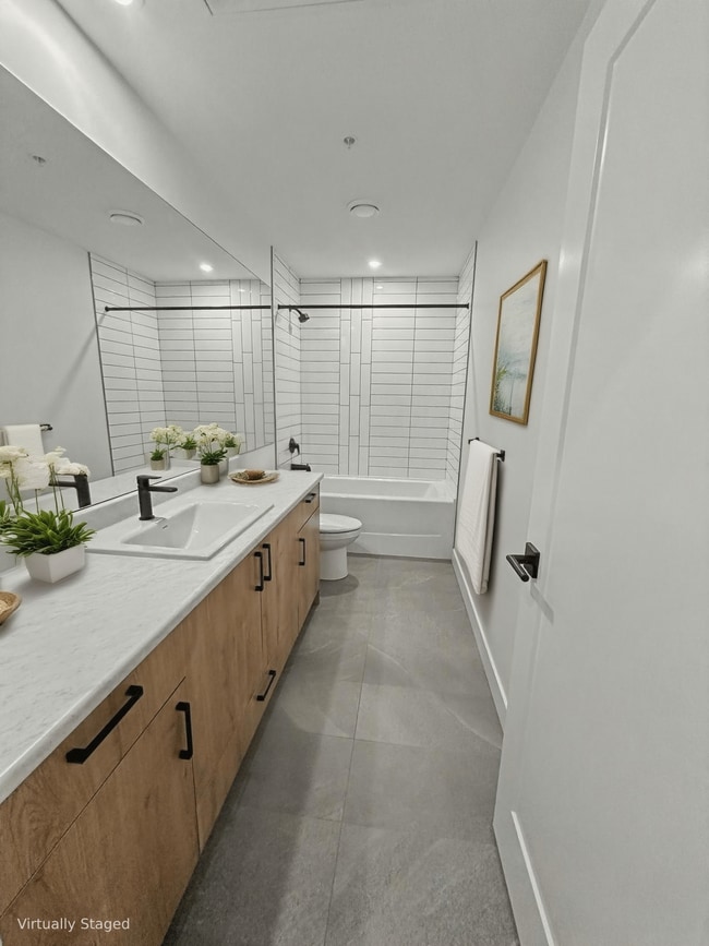 Photo du bâtiment - 20144-20186 86 Ave