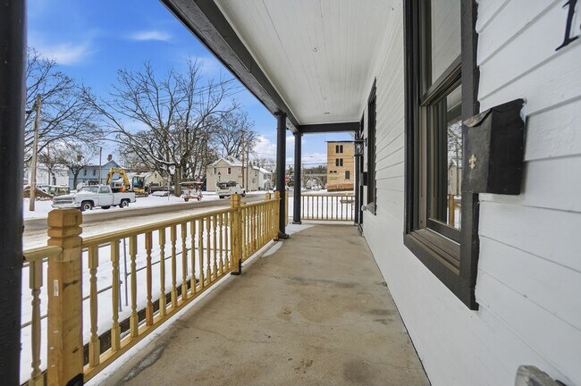 Foto del edificio - 131 S C St