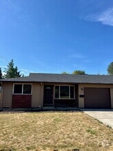 Building Photo - 612 NW Yamhill St