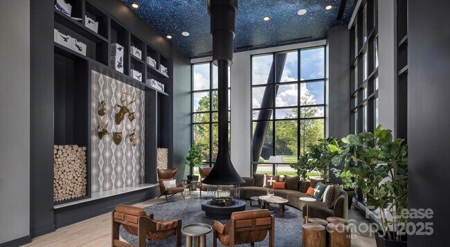 Foto del edificio - 2220 Wilkinson Blvd