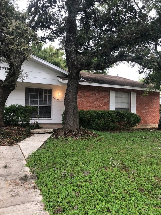 14321 Brook Hollow Blvd, San Antonio, TX 78232 Condo for Rent in San