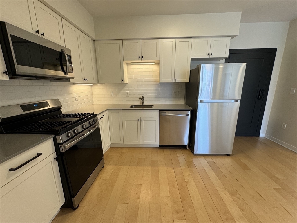 Foto principal - 1301 Blue Hill Ave