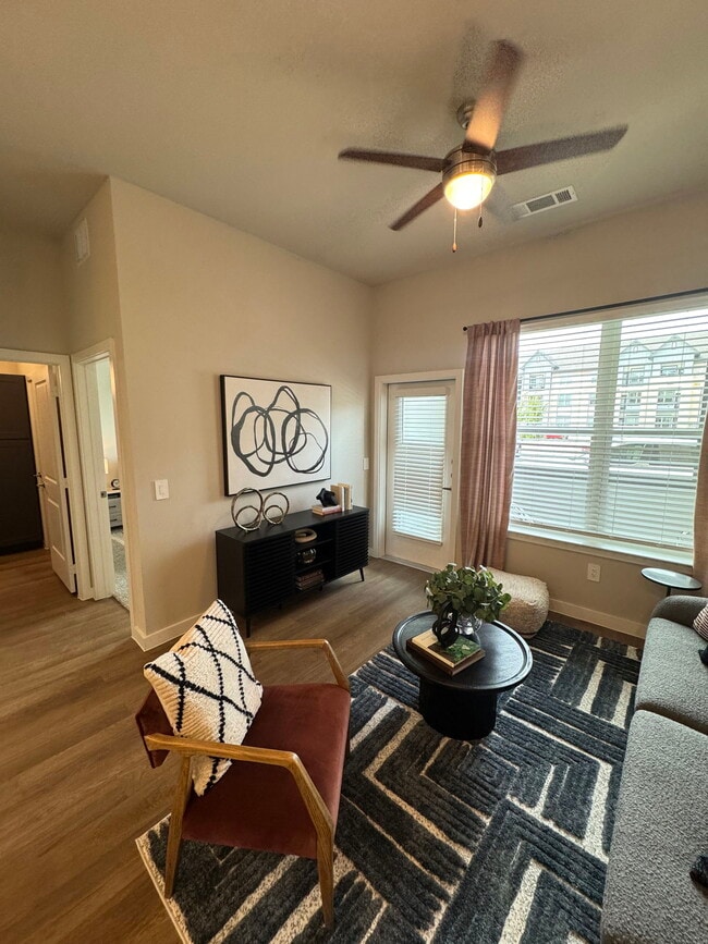 Building Photo - 1123 TX-289 BUS