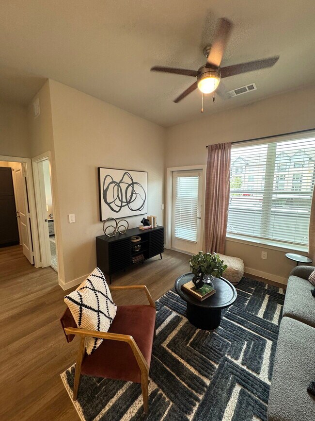 Building Photo - 3601 James Pitts Dr