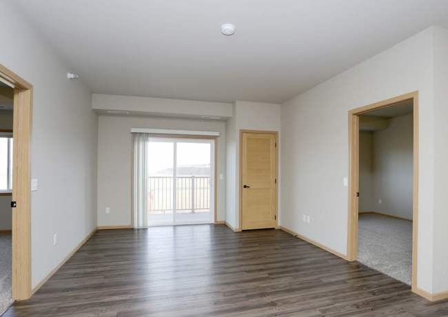Foto del edificio - 4810 Shelby Ave