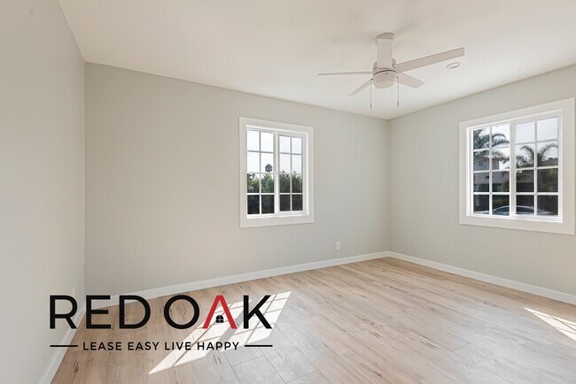 Foto del edificio - Beautiful Two Bedroom with a Spacious Open...