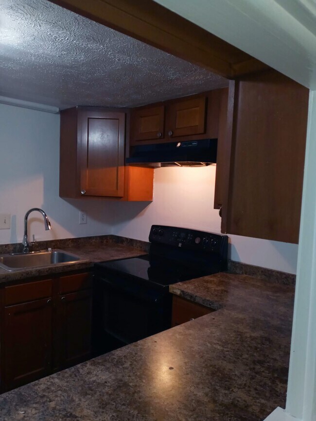 Foto del edificio - 3428 Cobbs Ferry Dr