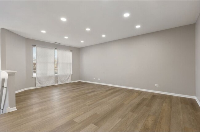 Foto del edificio - 4553 W Hill Ave