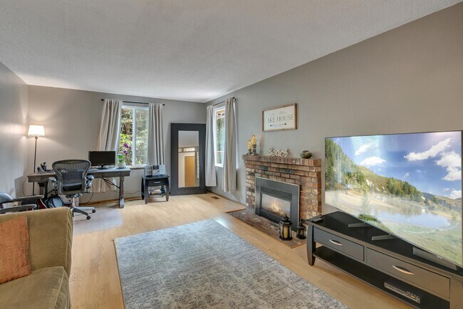 Foto del edificio - 7019 Alderwood Ct SE