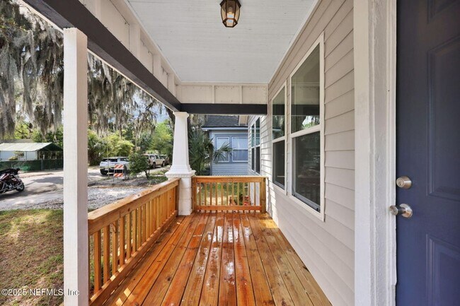Foto del edificio - Charming 2-Bed, 1-Bath House