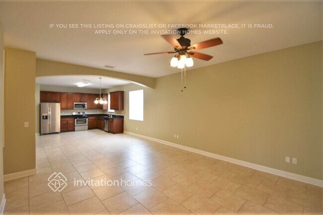 Building Photo - 12345 Ridgedale Dr