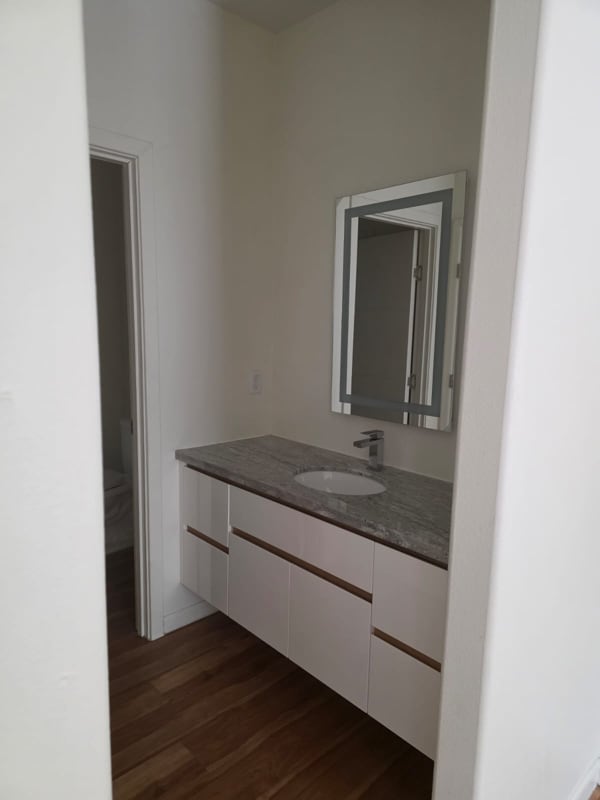 Foto del edificio - 2111 W University Dr