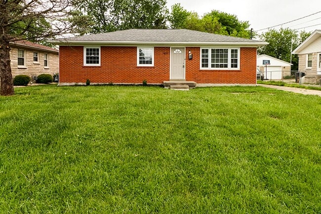 Building Photo - Newly updated 3 bedroom and 1 bathroom Ranch home in PRP