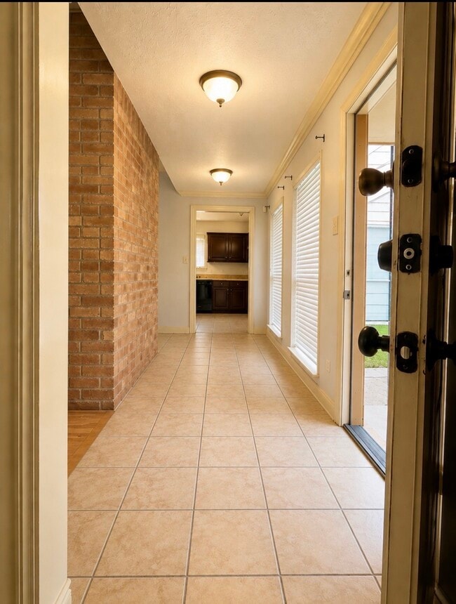 Foto del edificio - 4423 Wee Laddie Ln