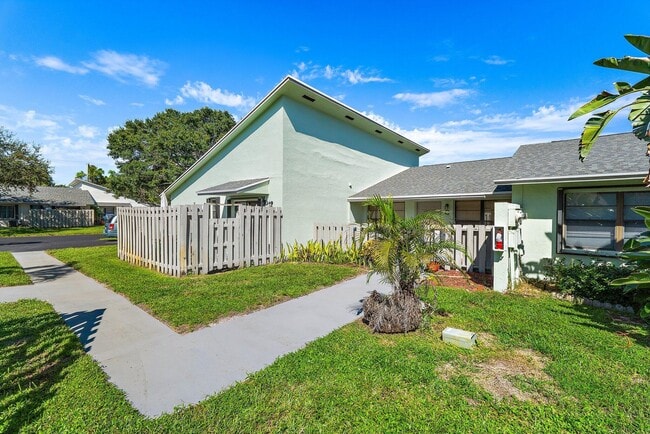 Building Photo - 431 Jupiter Lakes Blvd