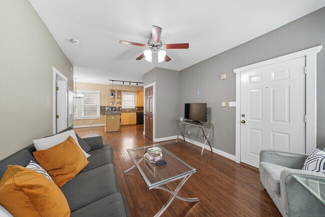 Foto del edificio - 3015 Chenevert St