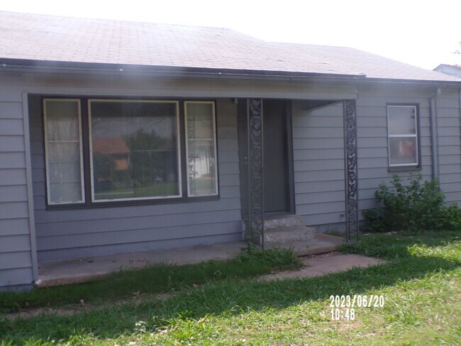 Foto del edificio - centrally located $200.00 off 1st  full month's rent
