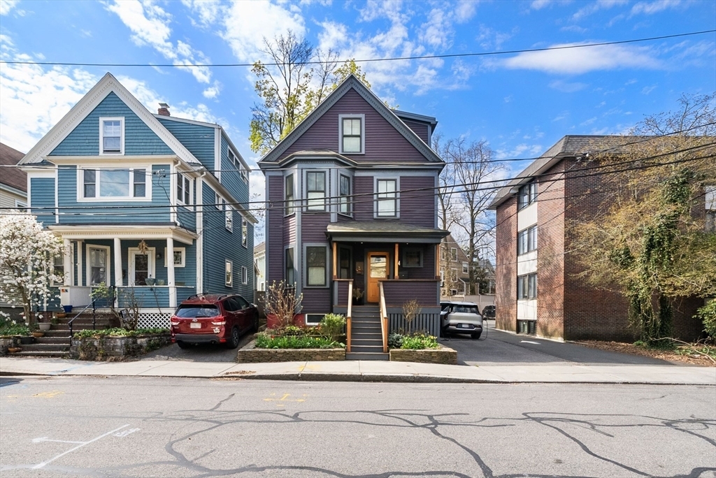 Foto principal - 14 Hubbard Ave