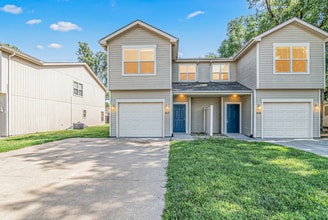 Building Photo - 817 W 13th St