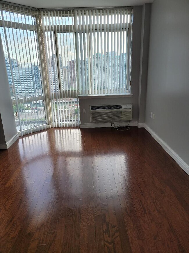 Foto del edificio - 20 2ND St