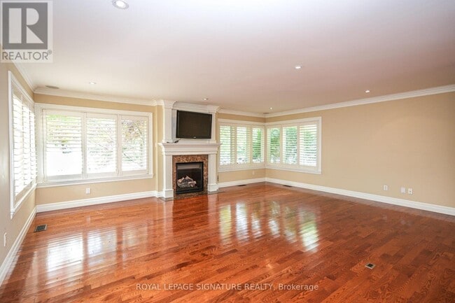 Building Photo - 169 Maple Grove Dr