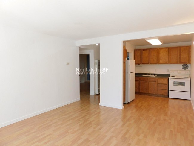 Building Photo - 1816 Haight St