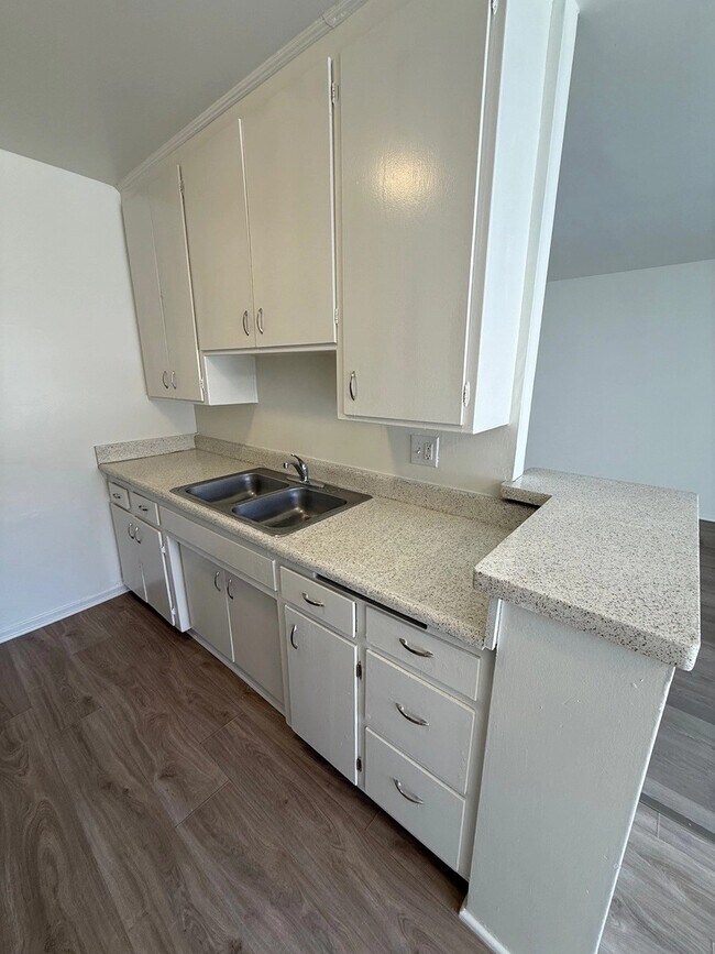 Foto del edificio - 21809 Lanark St