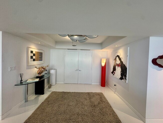 Foto del edificio - 5280 N Ocean Dr