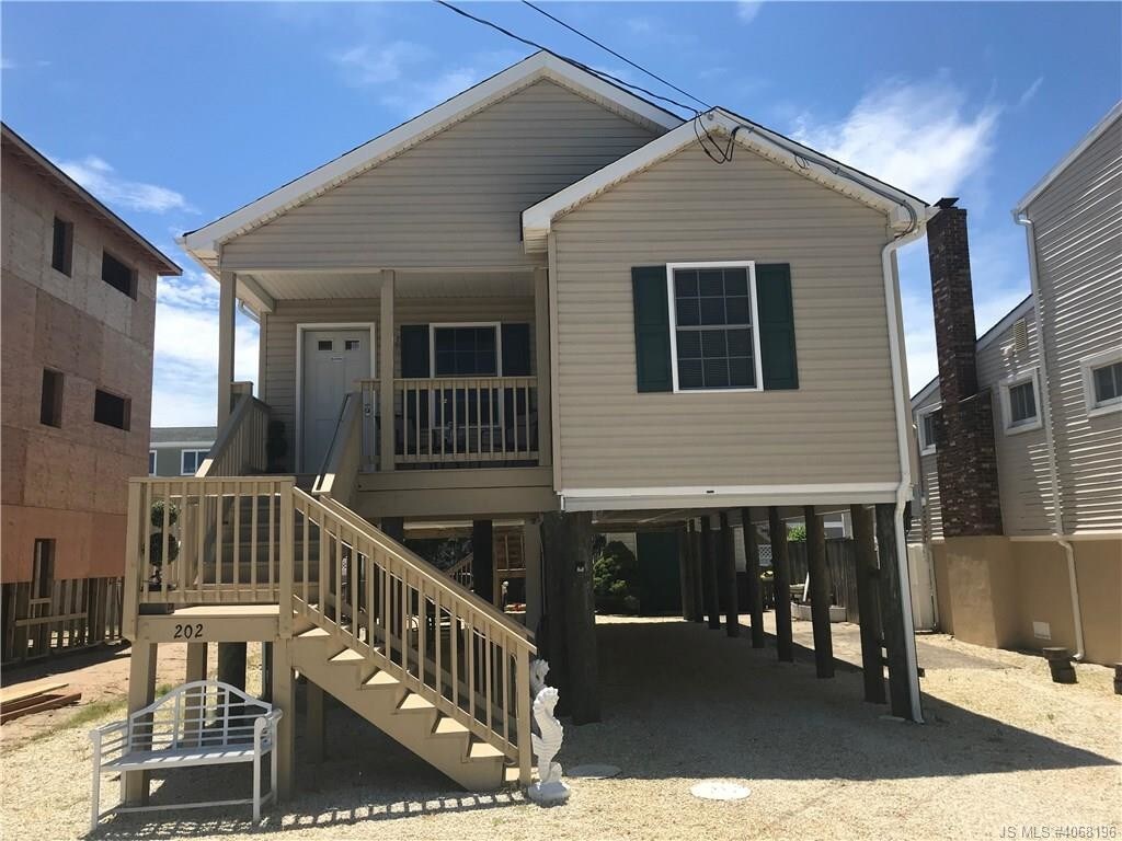 202 W 17th St, Ship Bottom, NJ 08008 House Rental in Ship Bottom, NJ