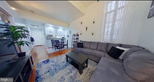 Foto del edificio - 1601 Spring Garden St