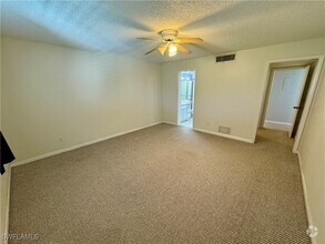 Building Photo - 1748 Bald Eagle Dr