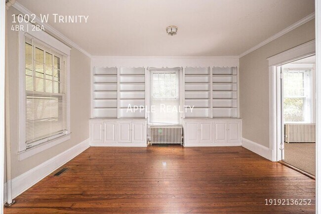 Building Photo - 1002 W Trinity Ave