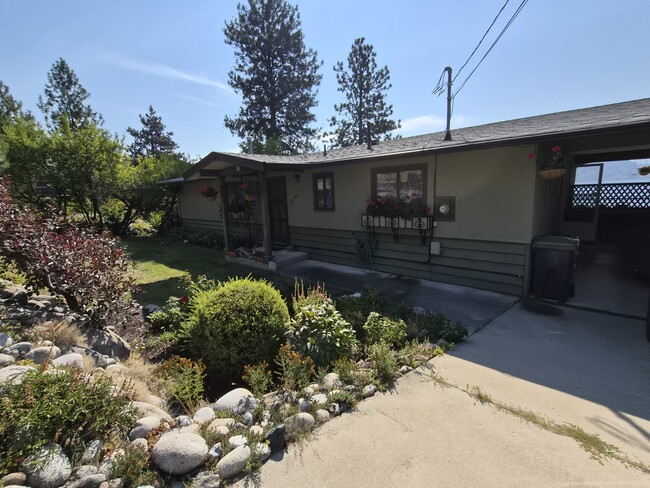 Building Photo - 4103-B4103 3 Ave