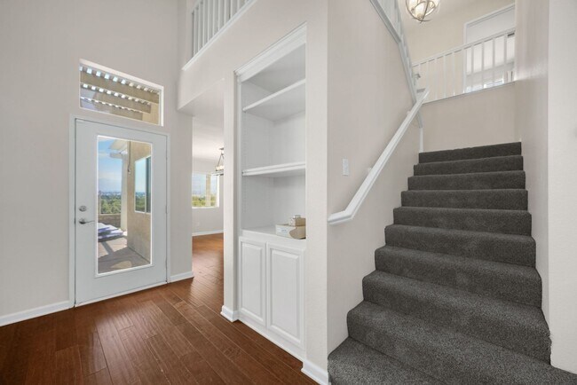 Foto del edificio - 934 Big Spring Ct