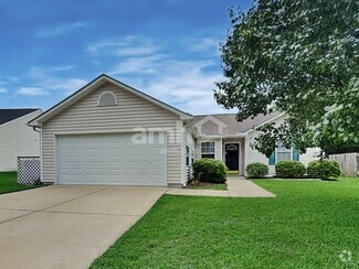 Building Photo - 224 N Fuquay Springs Ave