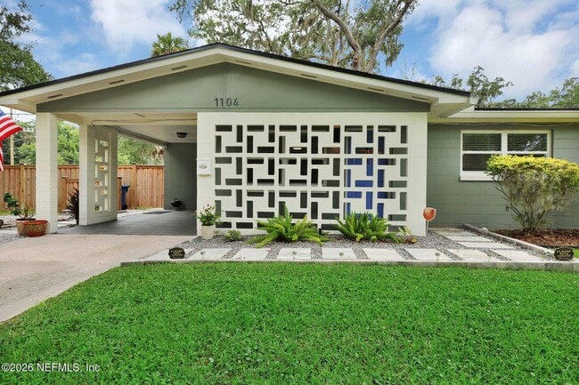 Building Photo - 1104 Boca Grande Ave