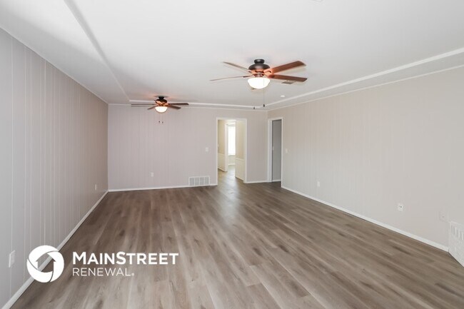 Building Photo - 16 SW 65th St