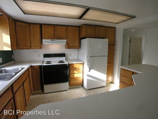 Building Photo - 2 br, 1 bath House - 3818 E. Howe St