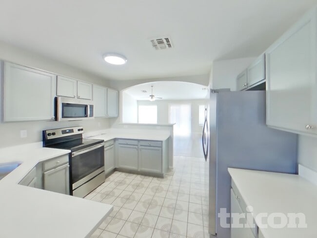 Foto del edificio - 8605 West Campbell Ave