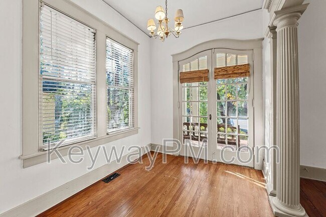 Foto del edificio - 108 4th St