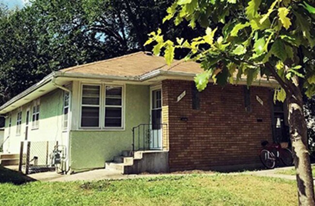 Foto del edificio - 917/919 22nd Ave SE