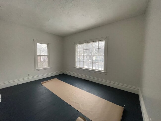 Foto del edificio - Three Bedroom Home in Kalamazoo