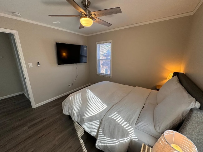 Building Photo - 1607 Catalpa Dr